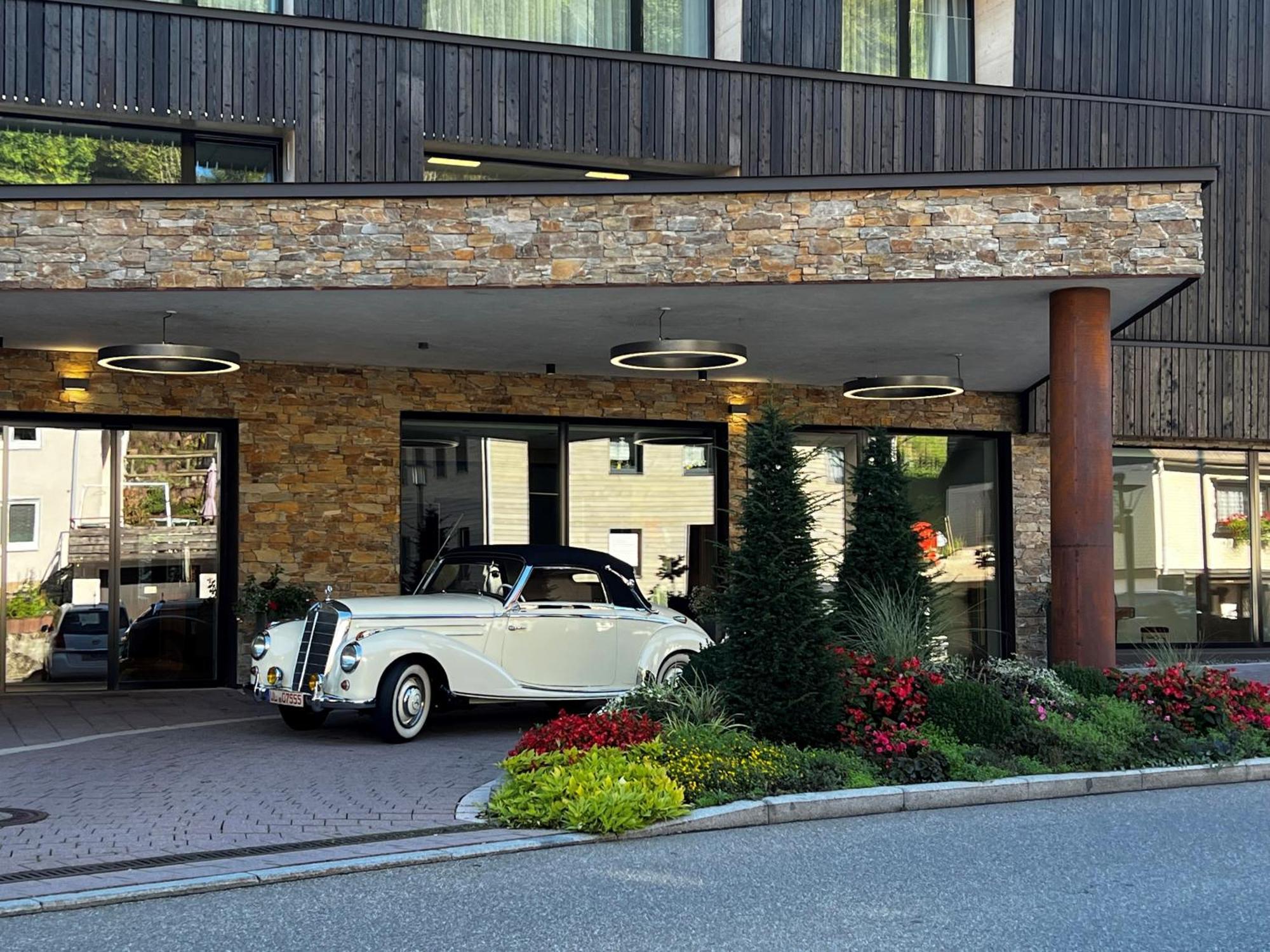 Sackmann Genuss Und Spa Resort Baiersbronn Eksteriør billede